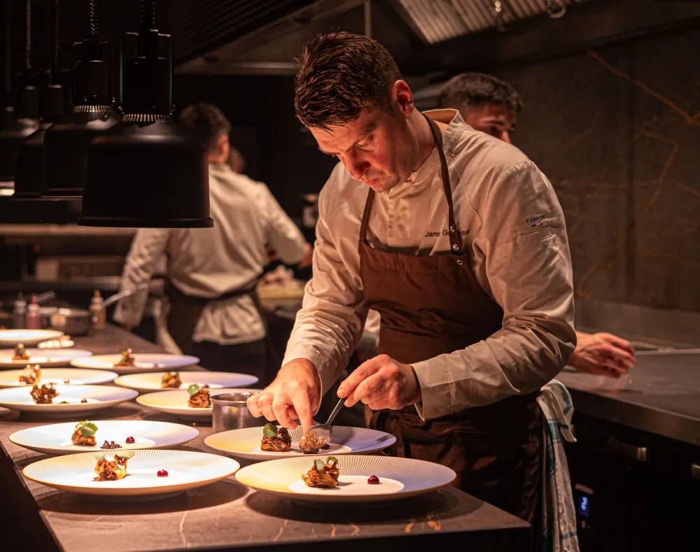 senior-chef